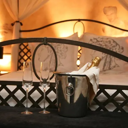 Onassis Bed & Breakfast *