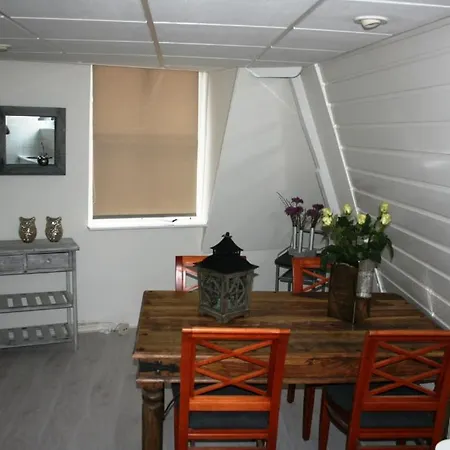 Onassis Bed & Breakfast *