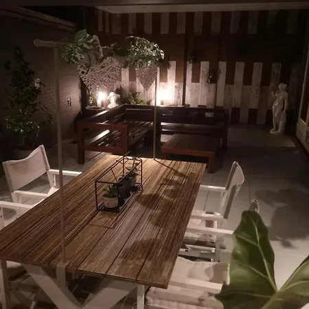 Onassis Bed & Breakfast